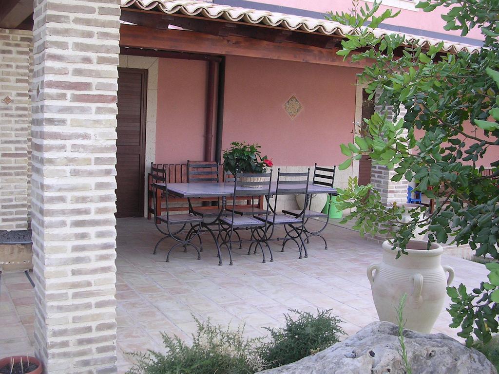 Il Mirto E La Rosa Bed and Breakfast Αγκριτζέντο Εξωτερικό φωτογραφία