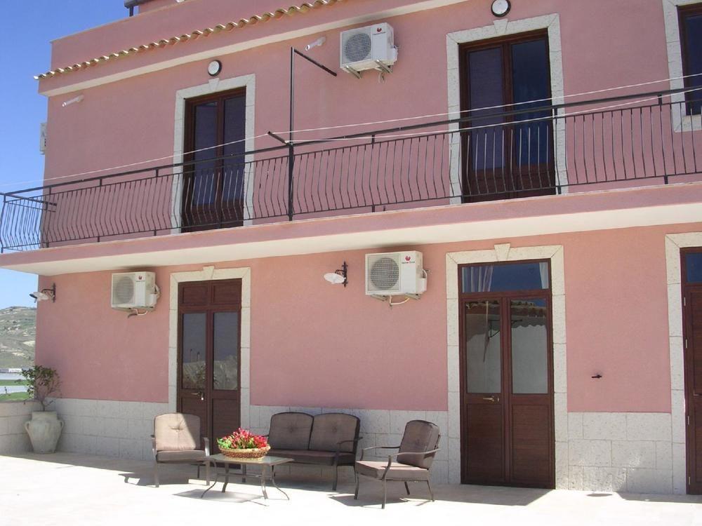 Il Mirto E La Rosa Bed and Breakfast Αγκριτζέντο Εξωτερικό φωτογραφία