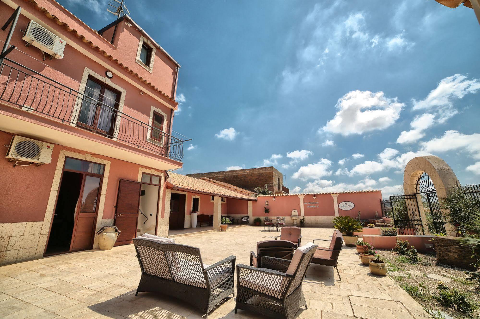 Il Mirto E La Rosa Bed and Breakfast Αγκριτζέντο Εξωτερικό φωτογραφία