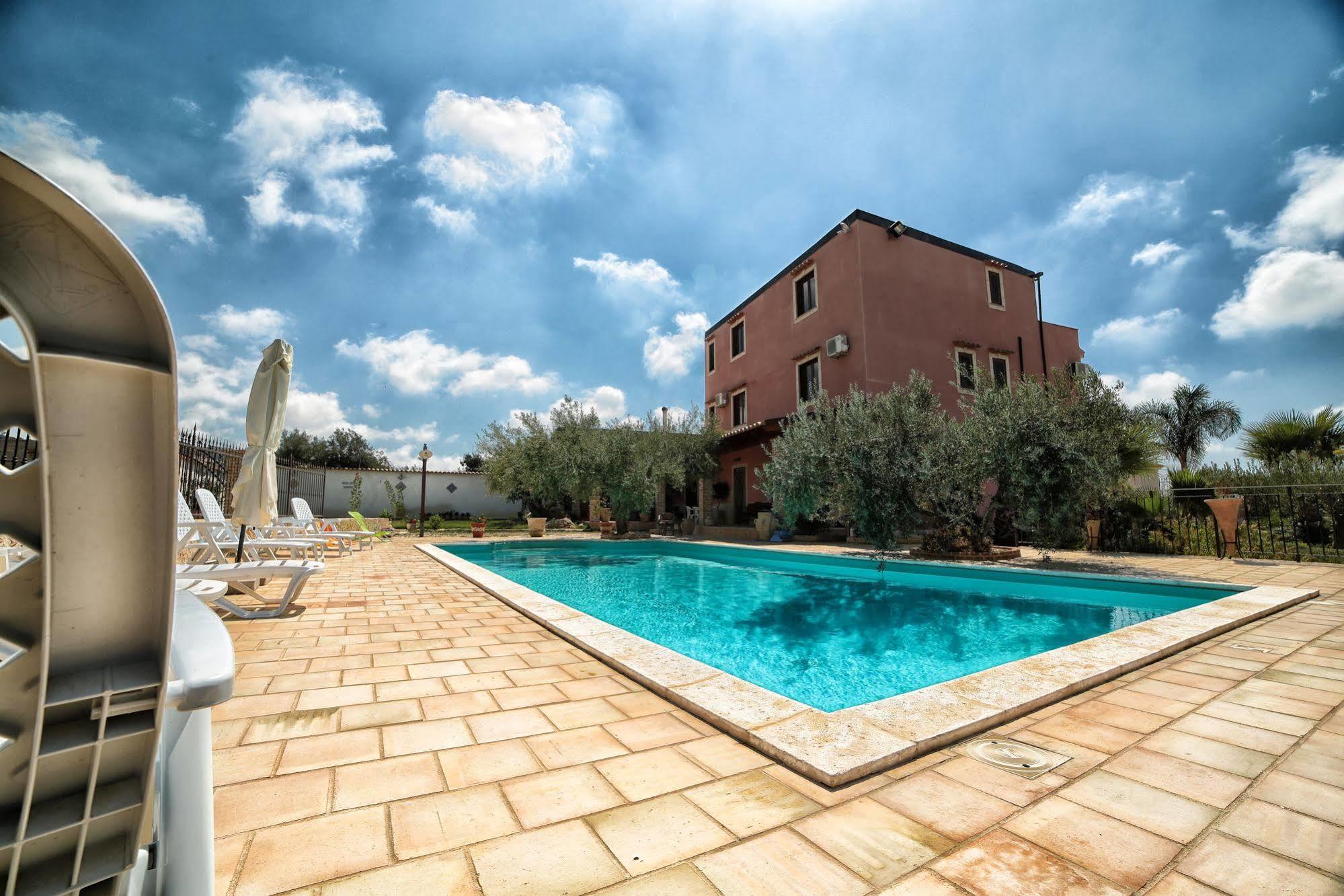 Il Mirto E La Rosa Bed and Breakfast Αγκριτζέντο Εξωτερικό φωτογραφία
