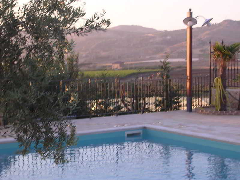Il Mirto E La Rosa Bed and Breakfast Αγκριτζέντο Εξωτερικό φωτογραφία