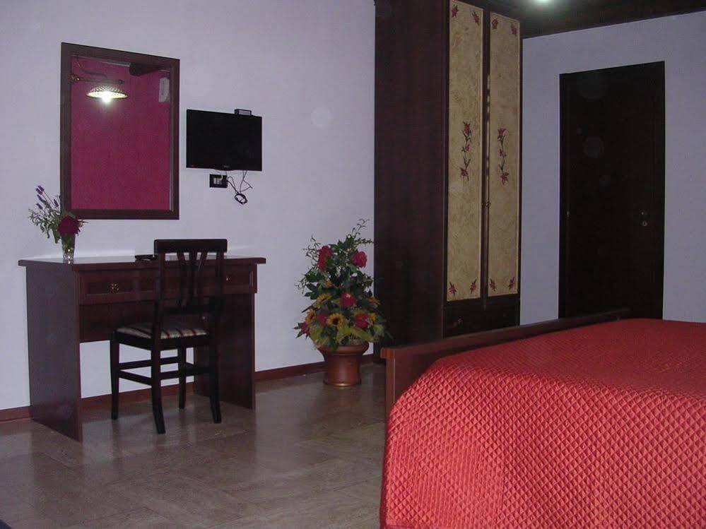Il Mirto E La Rosa Bed and Breakfast Αγκριτζέντο Εξωτερικό φωτογραφία